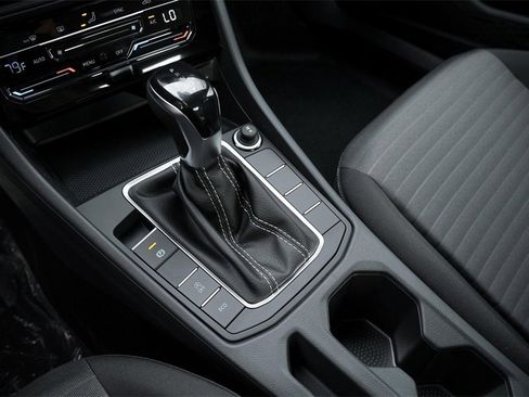 New 2026 Volkswagen Atlas SE image 35