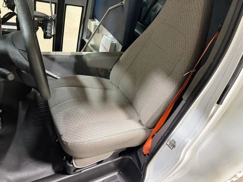 Used 2019 Chevrolet Express 3500 w/ School Bus Package image 32