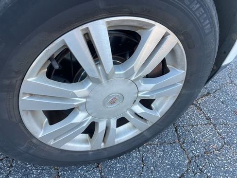 Used 2015 Cadillac SRX Luxury image 10