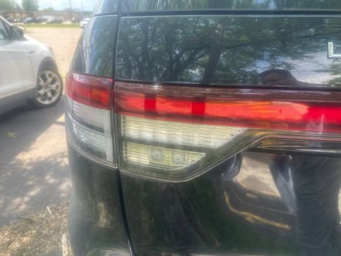 Used 2025 Lincoln Aviator Reserve w/ Jet Appearance Package AWD/4WD image 8