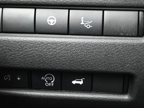 Used 2024 Nissan Rogue Platinum w/ Platinum Premium Package FWD image 22