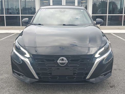 Used 2025 Nissan Altima 2.5 SV FWD image 7