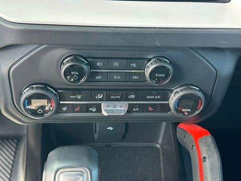 Used 2025 Ford Bronco Stroppe Edition AWD/4WD image 27