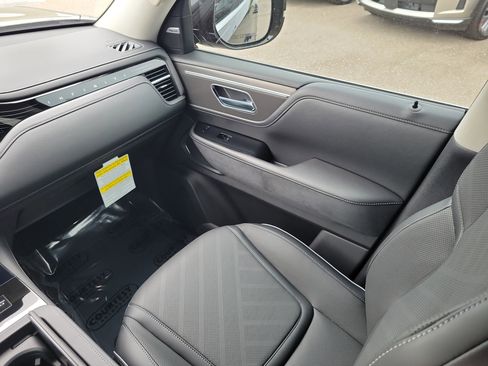 New 2026 INFINITI QX80 Luxe image 13