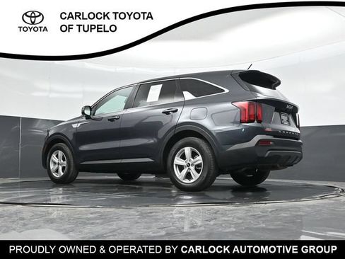 Used 2022 Kia Sorento LX FWD image 36