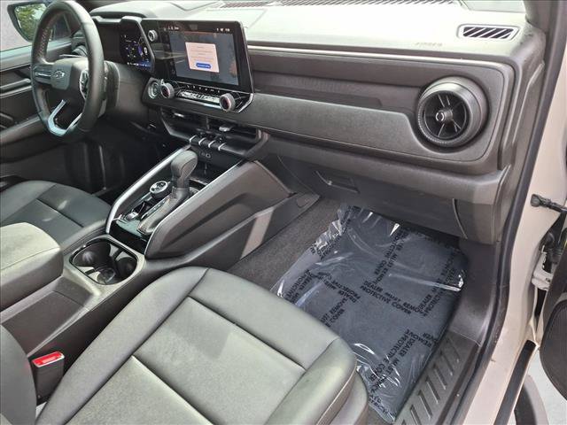 Used 2026 Chevrolet Colorado Trail Boss AWD/4WD image 21