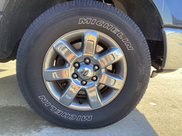 Used 2014 Ford F150 XLT w/ Equipment Group 302A Luxury AWD/4WD image 8