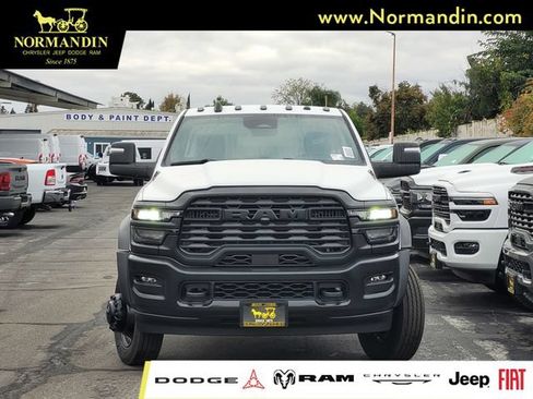 New 2026 RAM 5500 Tradesman AWD/4WD image 2
