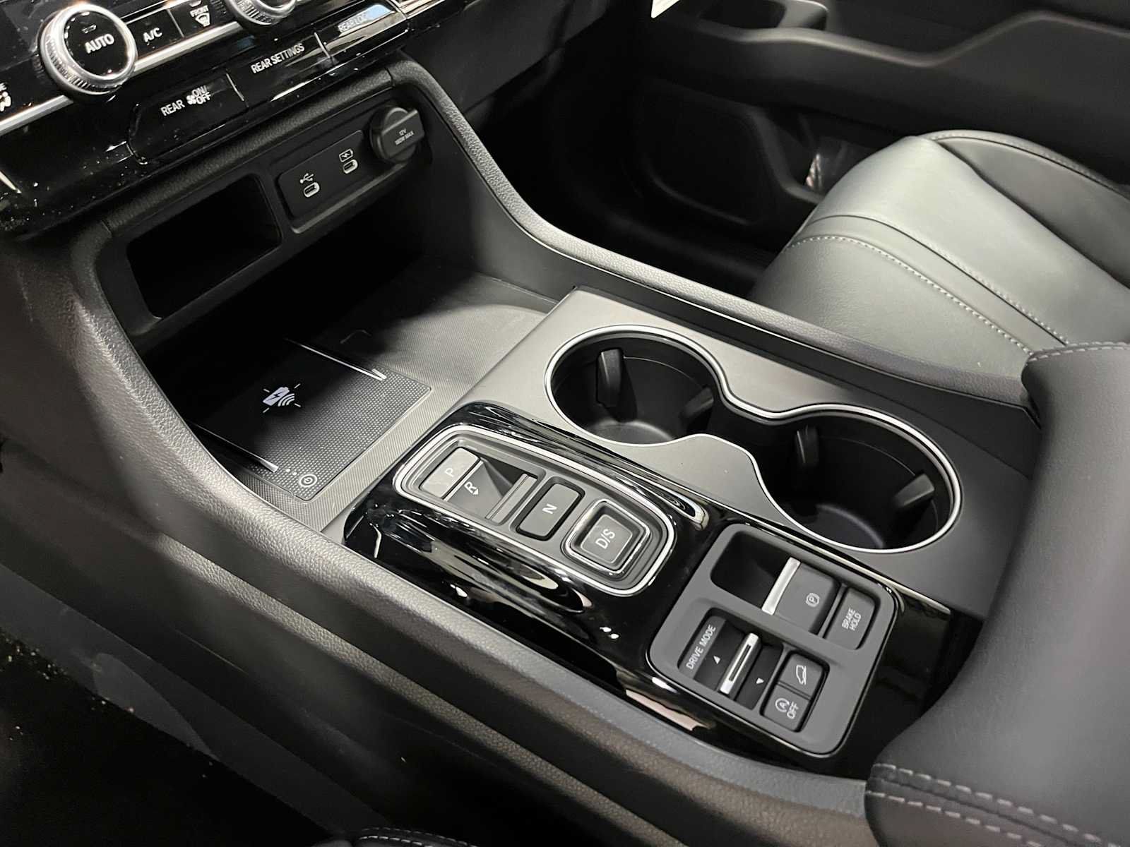 New 2026 Honda Pilot Touring image 18
