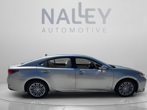 Used 2016 Lexus ES 350 w/ Premium Package w/Wood Trim FWD image 6