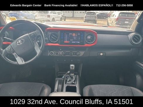 Used 2016 Toyota Tacoma SR image 12