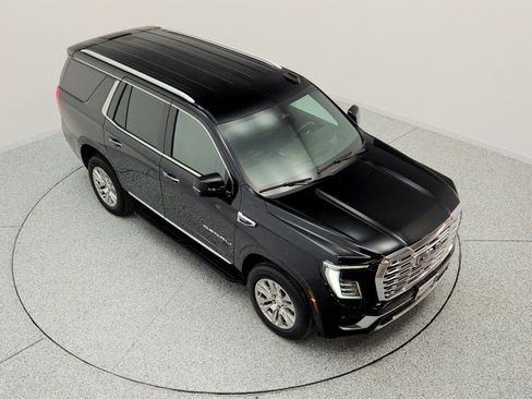 Used 2025 GMC Yukon Denali AWD/4WD image 24