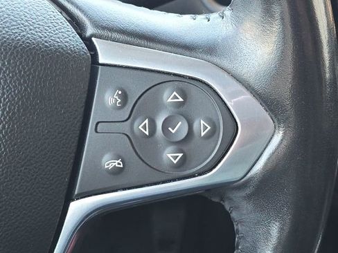 Used 2020 Chevrolet Traverse RS w/ LPO, Floor Liner Package image 32