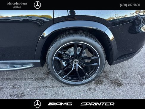 New 2026 Mercedes-Benz GLS 580 4MATIC image 7