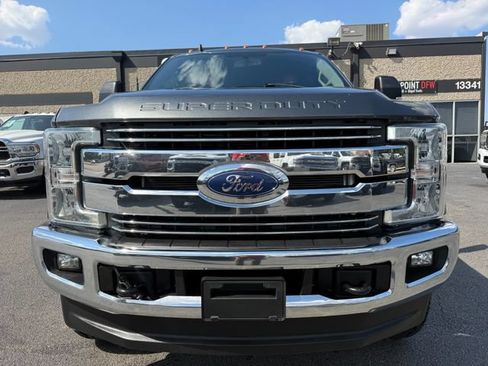 Used 2019 Ford F250 Lariat w/ Lariat Value Package AWD/4WD image 4