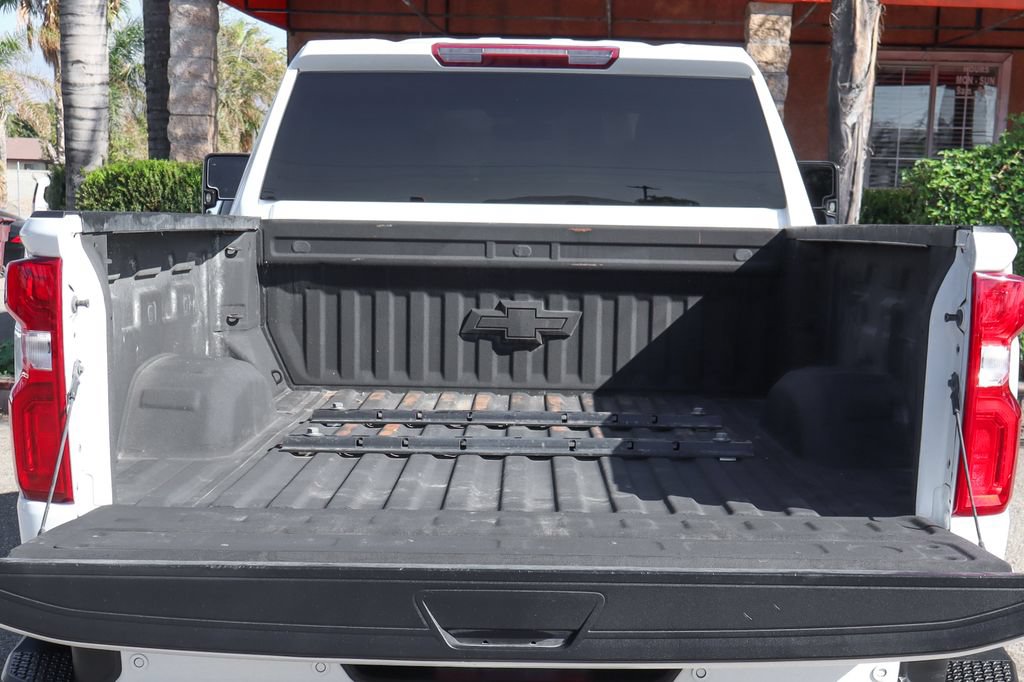 Used 2022 Chevrolet Silverado 2500 LTZ w/ Safety Package AWD/4WD image 8