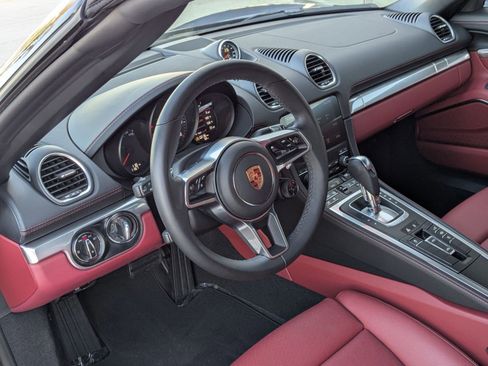 New 2025 Porsche 718 Boxster image 4