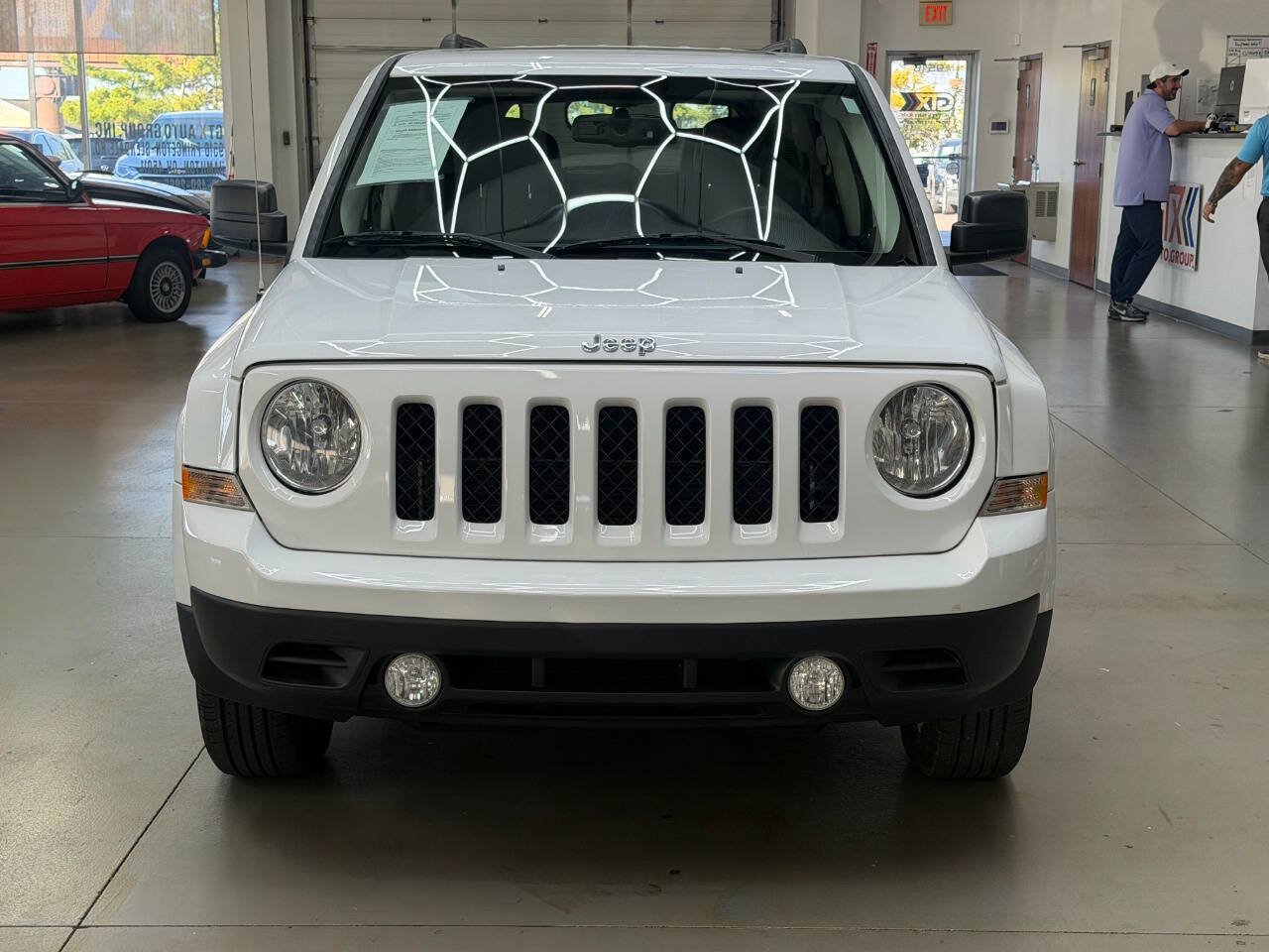 Used 2015 Jeep Patriot High Altitude AWD/4WD image 7