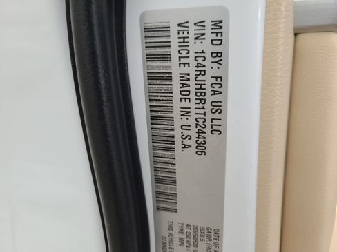 New 2026 Jeep Grand Cherokee Limited AWD/4WD image 29