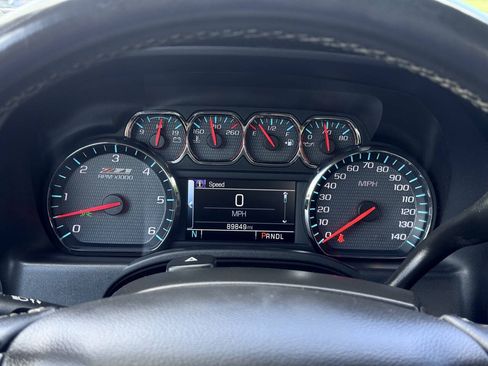 Used 2018 Chevrolet Silverado 1500 LT w/ Texas Edition AWD/4WD image 23