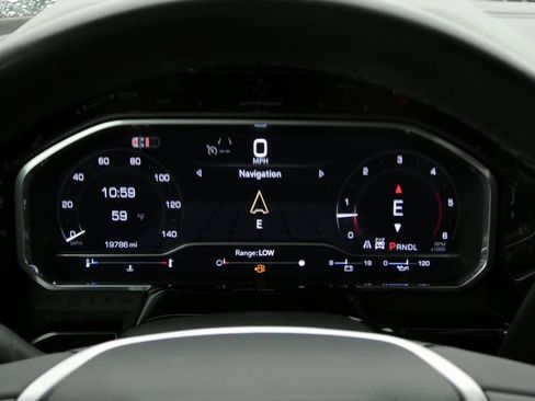 Used 2024 GMC Sierra 2500 SLE w/ SLE Convenience Package image 5