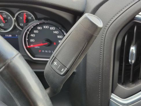 Used 2020 Chevrolet Silverado 1500 RST AWD/4WD image 16