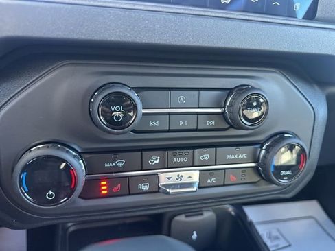 New 2025 Ford Bronco Big Bend AWD/4WD image 38