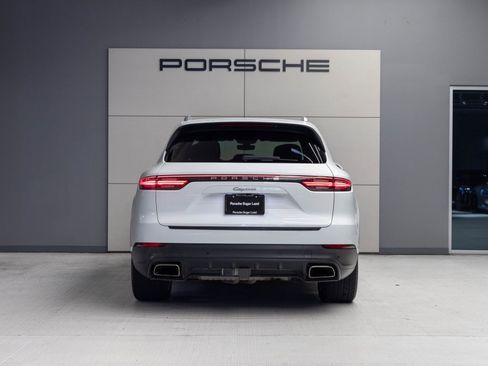 Certified 2021 Porsche Cayenne image 6