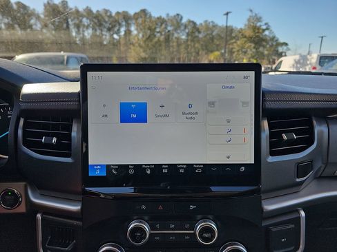 Used 2024 Ford Expedition XLT image 26