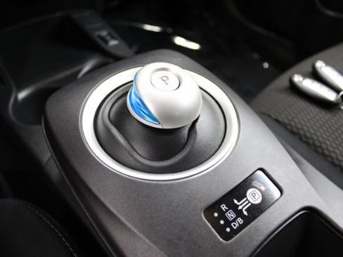 Used 2015 Nissan Leaf S w/ Charge Package FWD image 13