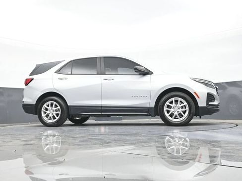 Used 2022 Chevrolet Equinox LS FWD image 51