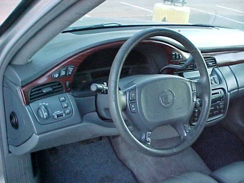 Used 2005 Cadillac De Ville FWD image 14