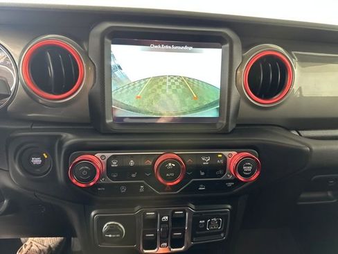 Used 2023 Jeep Wrangler Sahara w/ Cold Weather Group image 22