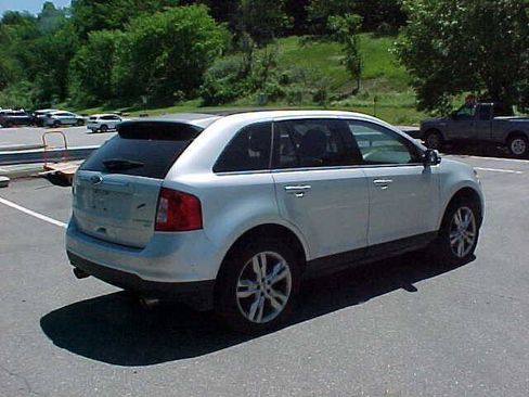 Used 2013 Ford Edge Limited AWD/4WD image 5