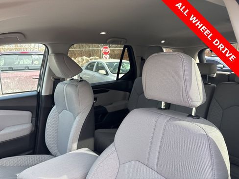 Used 2023 Honda Pilot LX image 22