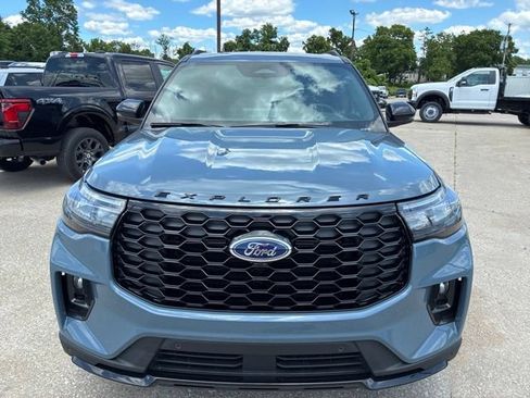 New 2026 Ford Explorer ST-Line w/ ST-Line Street Pack AWD/4WD image 11