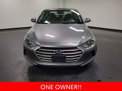Used 2018 Hyundai Elantra SE w/ Cargo Package image 3