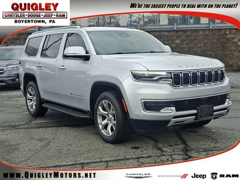 Used 2022 Jeep Wagoneer Series II AWD/4WD image 1