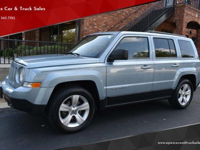 Used 2014 Jeep Patriot Latitude w/ Sun/Sound Group