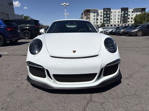 Used 2015 Porsche 911 GT3 RWD image 8
