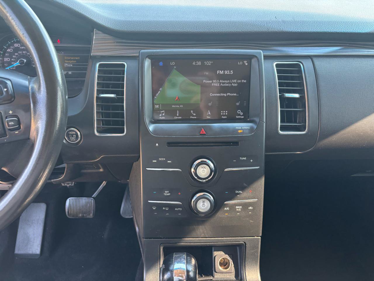 Used 2019 Ford Flex SEL FWD image 17