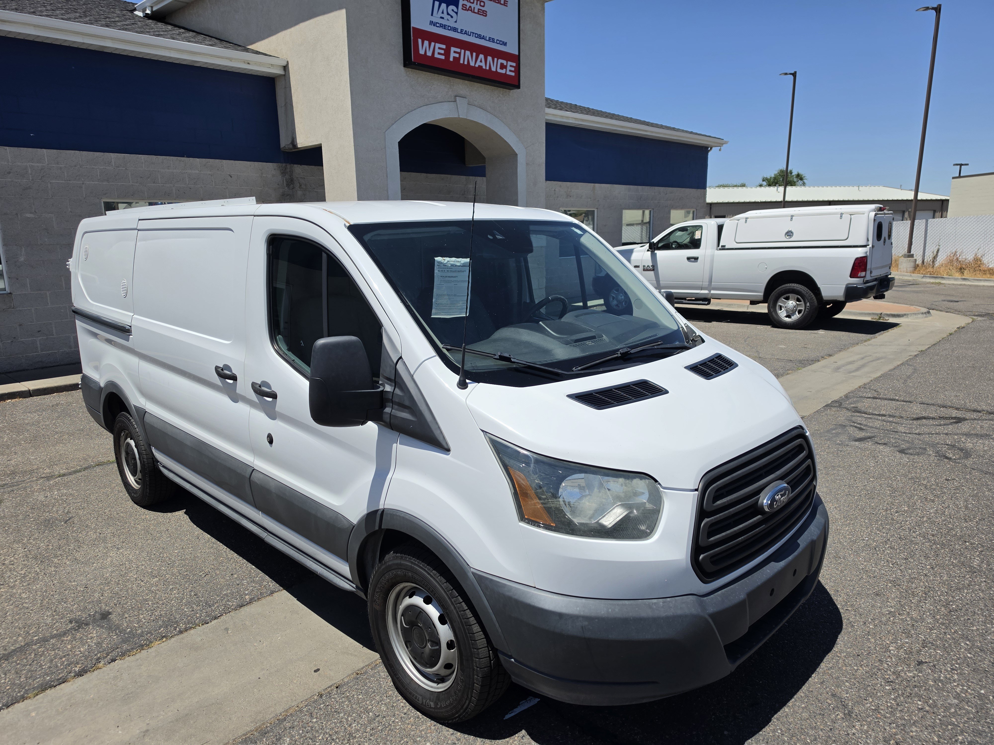 Used 2016 Ford Transit 250 130 Low Roof RWD image 9