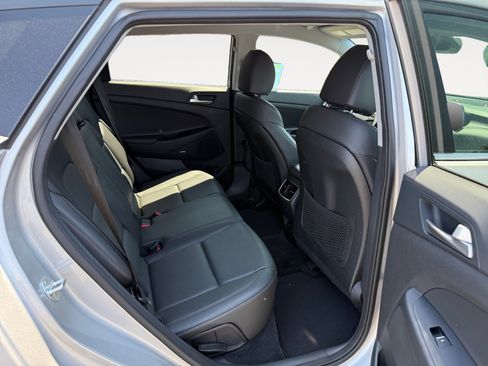 Used 2021 Hyundai Tucson Limited AWD/4WD image 18