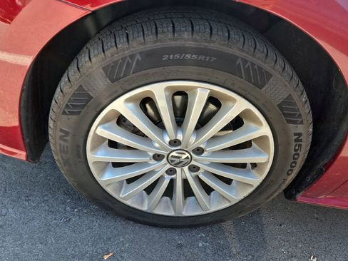 Used 2017 Volkswagen Passat 1.8T SE image 8