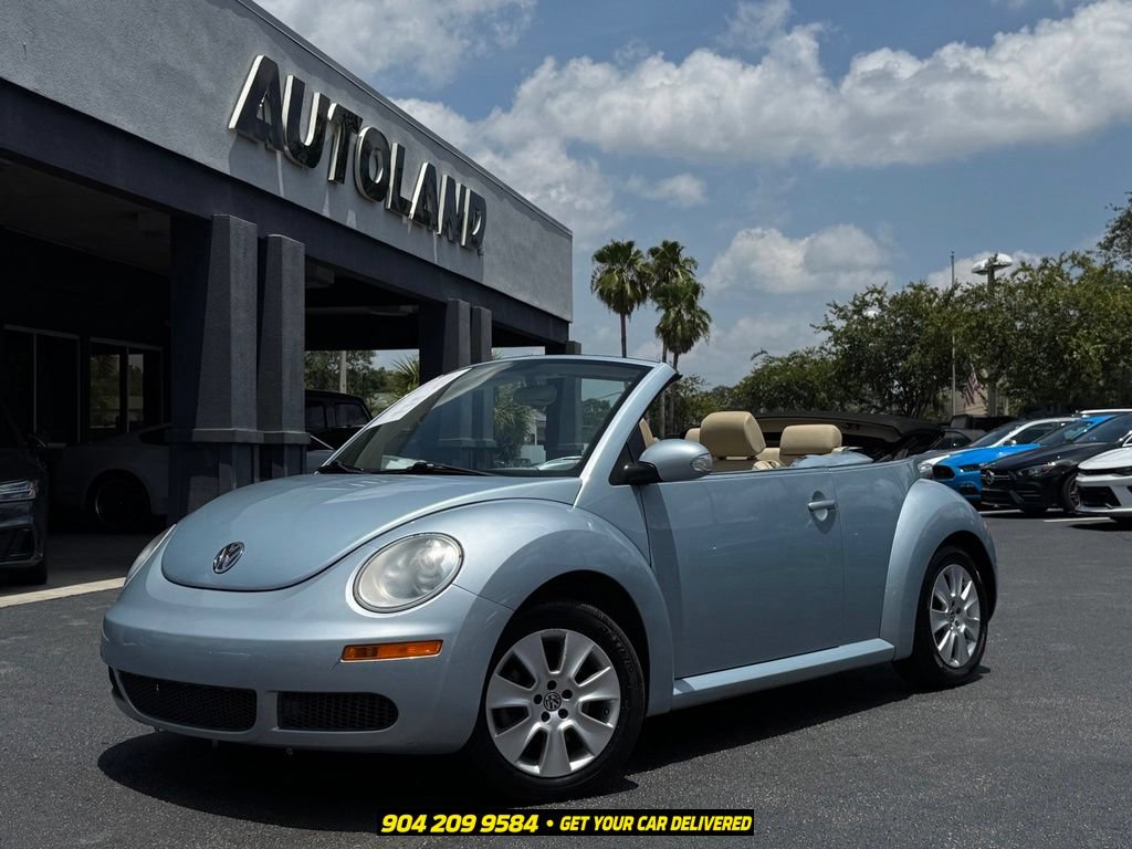 Used 2010 Volkswagen Beetle Convertible FWD image 1