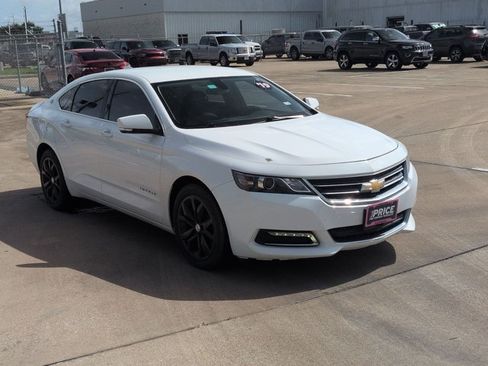 Used 2019 Chevrolet Impala LT FWD image 3