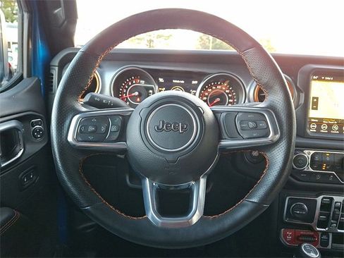 Used 2022 Jeep Gladiator Mojave w/ LED Lighting Group image 17