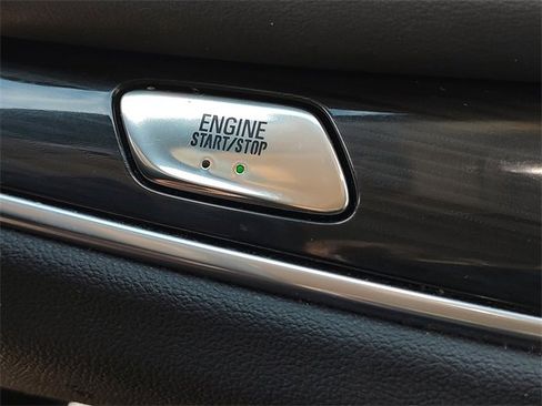 Used 2020 Buick Enclave Premium w/ Surround and Sites Package image 22