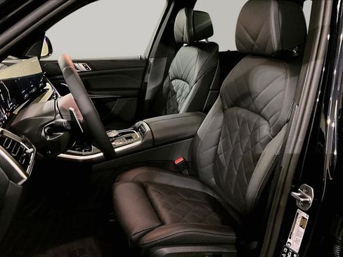 New 2026 BMW X5 xDrive40i w/ Executive Package AWD/4WD image 13