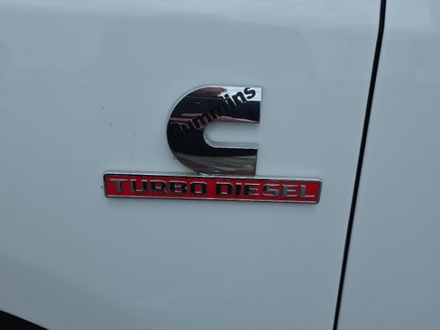 Used 2024 RAM 3500 Big Horn AWD/4WD image 10